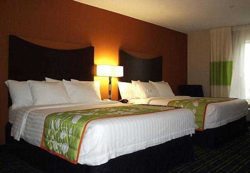 Fairfield Inn And Suites By Marriott Seymour Exterior foto
